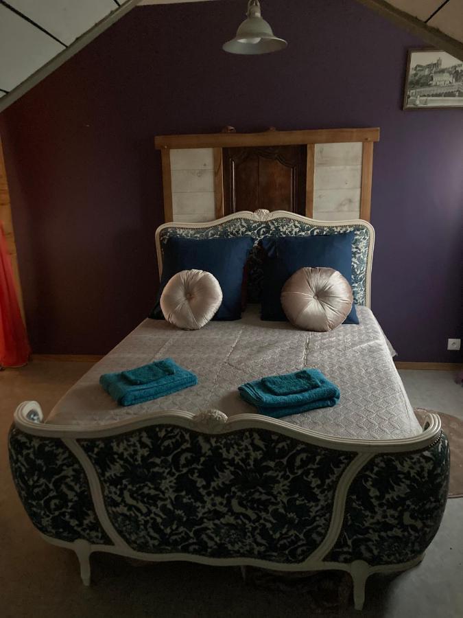 Manoir Du Griffon Bed & Breakfast Outille ภายนอก รูปภาพ