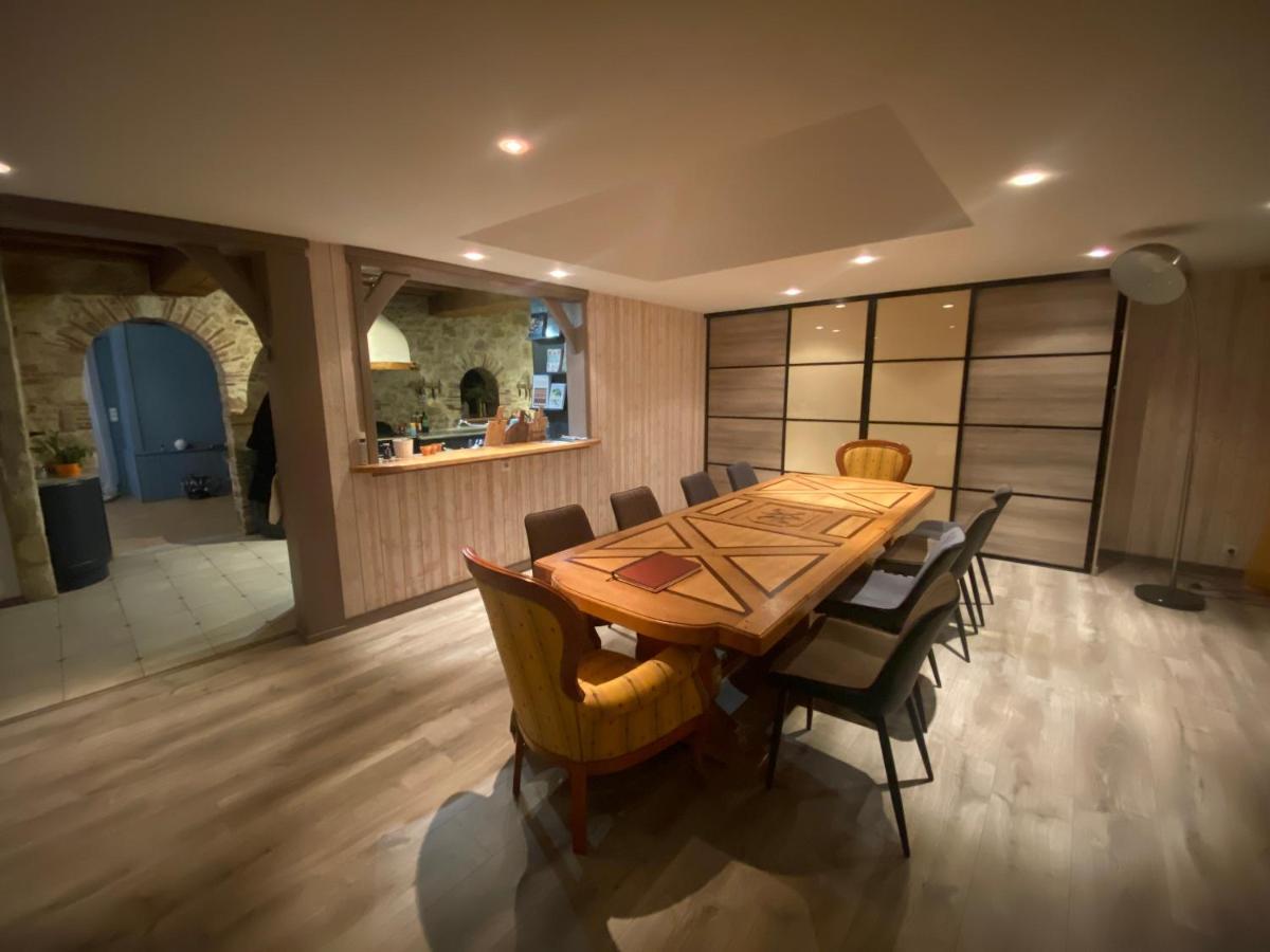 Manoir Du Griffon Bed & Breakfast Outille ภายนอก รูปภาพ